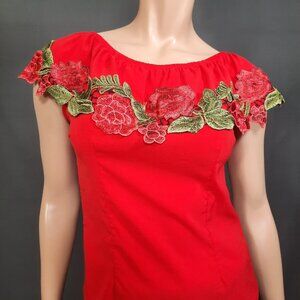 Y2K  Off Shoulder Top Red Floral Embroidered Size M Cottagecore Fairy Coquette